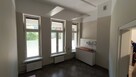 Prądnik Czerwony. Lokal na gabinety lekarskie. - 9