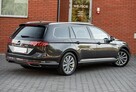 Volkswagen Passat - 4