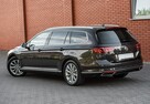 Volkswagen Passat - 11