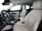 Jaguar E-Pace mHEV automat 4x4 skóra kamera360 LED ACC navi - 13