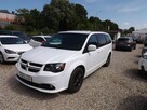 Dodge Grand Caravan - 2