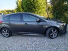 Ford Focus ST 2.0/250 PS Mały przebieg , serwisowany - 3