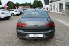 Volkswagen Passat - 8