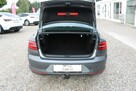 Volkswagen Passat - 10