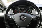Volkswagen Passat - 15