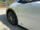 Toyota Prius 2.0 Hybrid AWD biała perła - 13