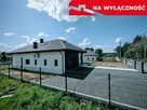 Nowy dom parterowy z antresolą. - 2