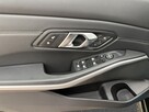 BMW Seria 3 318i aut - 13