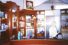 Komplet antycznych mebli - apteczny, zielarski, ekspozycja - 2