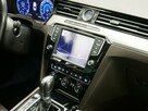 Volkswagen Passat 2,0 / 220 KM / Highline / DSG / NAVI / PANORAMA / Salon PL / FV23% - 16