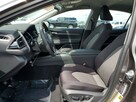 Toyota Camry LE automat FWD - 7