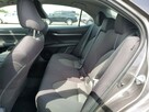Toyota Camry LE automat FWD - 10