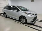 Toyota Sienna XLE 2023  7-os. - 1