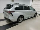 Toyota Sienna XLE 2023  7-os. - 6