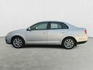 Volkswagen Jetta 1.6 Benzyna 100 KM I właściciel ! Krajowy ! Niski przebieg ! - 8