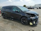 Toyota Sienna XLE Premium - 2