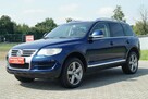 Volkswagen Touareg 4X4 Skóra Navi Automat  Hak  3,0 240 km - 1