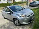 Ford Fiesta Benzyna, 2 kpl. kół, Isofix, klimatyzacja ok, Aux, nowe hamulce - 3