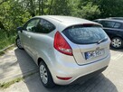 Ford Fiesta Benzyna, 2 kpl. kół, Isofix, klimatyzacja ok, Aux, nowe hamulce - 6