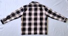 Koszula męska w kratę z długim rękawem i kieszeniami - 8