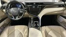 Toyota Camry 2.5 Executive Hybrid A/T - 16