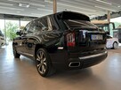 SUV Rolls-Royce Cullinan - 7