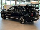 SUV Rolls-Royce Cullinan - 8