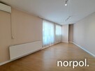 Lokal biurowy 2 pokoje, duże okna z ekspozycją wjazd do Biedronki - 6