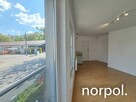 Lokal biurowy 2 pokoje, duże okna z ekspozycją wjazd do Biedronki - 9