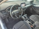 Ford Focus Salon Polska fv23 - 14