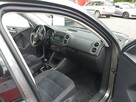 Volkswagen Tiguan - 11