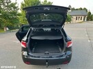 Toyota Avensis 1.6 Premium - 11