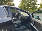 Toyota Avensis 1.6 Premium - 13