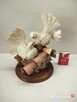 G.Armani kolorowa figura Capodimonte Gołębie - 1