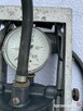 Pompka nożna z manometrem PRL - 5