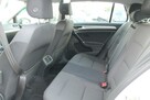 Volkswagen Golf - 10