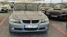 BMW 320i - 4