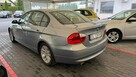 BMW 320i - 14