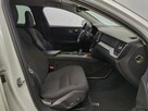 V60 Momentum 2.0 Hybrid 163km ASYSTENT full led NAVI kamera 2021 FV23% - 8