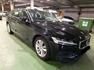 V60 Momentum 2.0 Hybrid 197km ASYSTENT full led NAVI kamera 2022 FV23% - 2