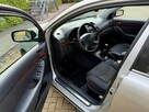 Toyota Avensis 2.0 BOX gratis !! - 5