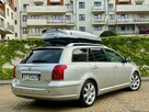 Toyota Avensis 2.0 BOX gratis !! - 13
