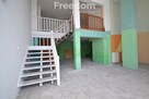 Atrakcyjny lokal w centrum Jarot - 3