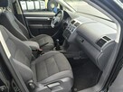 Volkswagen Touran - 12