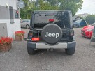 Jeep Wrangler - 5