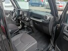Jeep Wrangler - 9