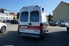 Peugeot Boxer sanitarka transportowa z miejscem do leżenia i wyposażeniem, - 5