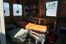 Peugeot Boxer sanitarka transportowa z miejscem do leżenia i wyposażeniem, - 15