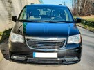Chrysler Town & Country - 2