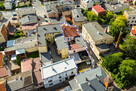 Kamienica: mieszkania, 2 lokale usługowe, 3 garaże - 3
